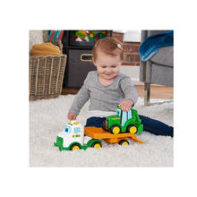 Load image into Gallery viewer, John Deere Farmin' Friends Hauling Set