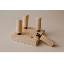 Load image into Gallery viewer, Q Toys Wooden Screw Board