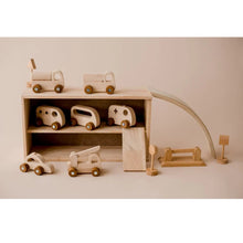 Load image into Gallery viewer, Q Toys Wooden Vehicle Play Set