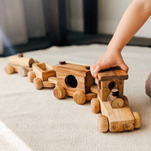 Load image into Gallery viewer, Q Toys Natural Wood Cargo Train