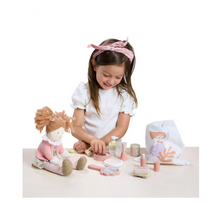 Load image into Gallery viewer, Tender Leaf Toys Spa Retreat Set

