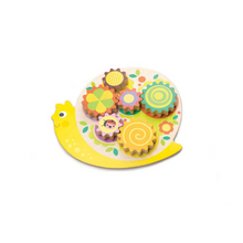 Load image into Gallery viewer, Tender Leaf Toys Snail Whirls Puzzle
